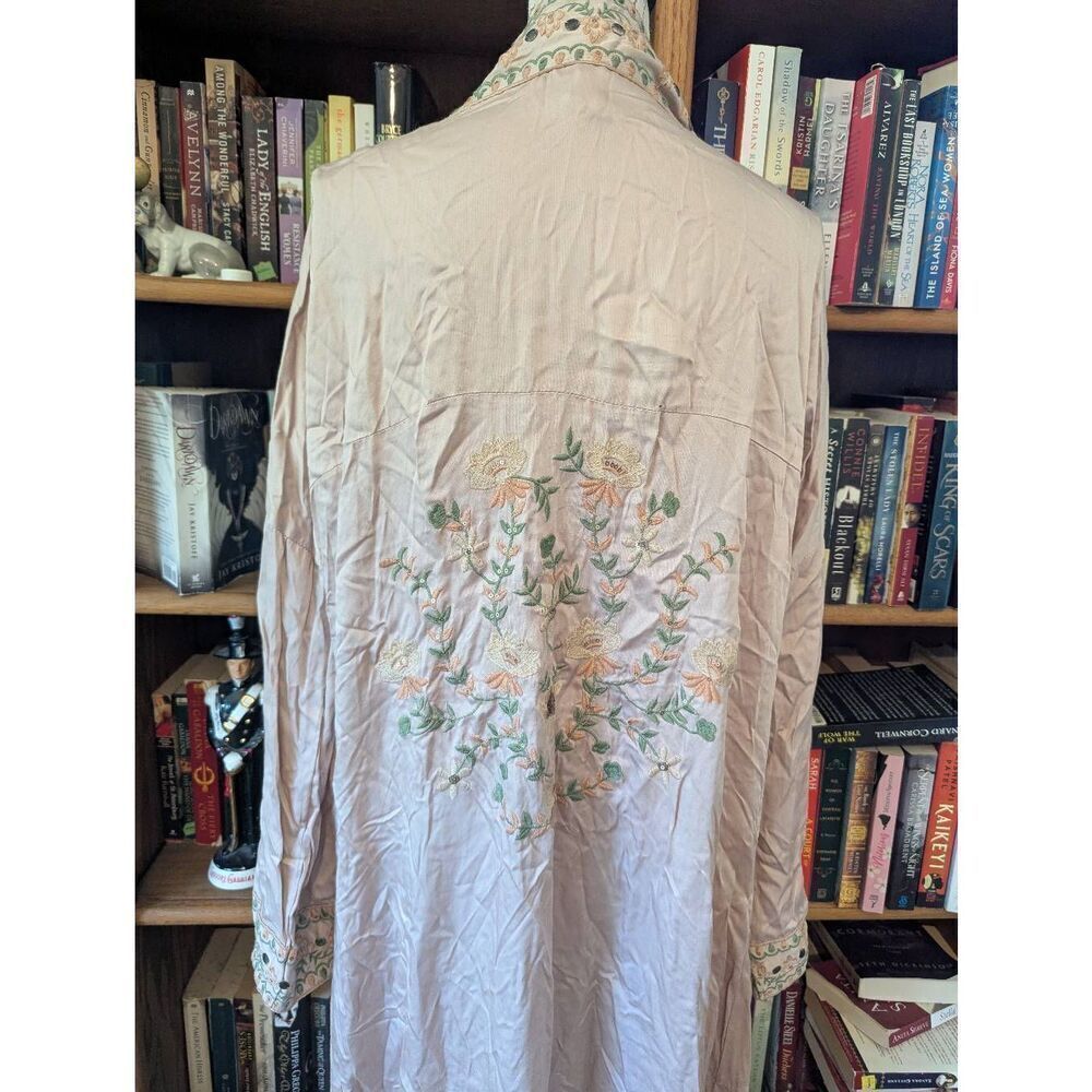 Neckane Women's Size Small/Medium Beige Embroidered Long Cardigan Duster